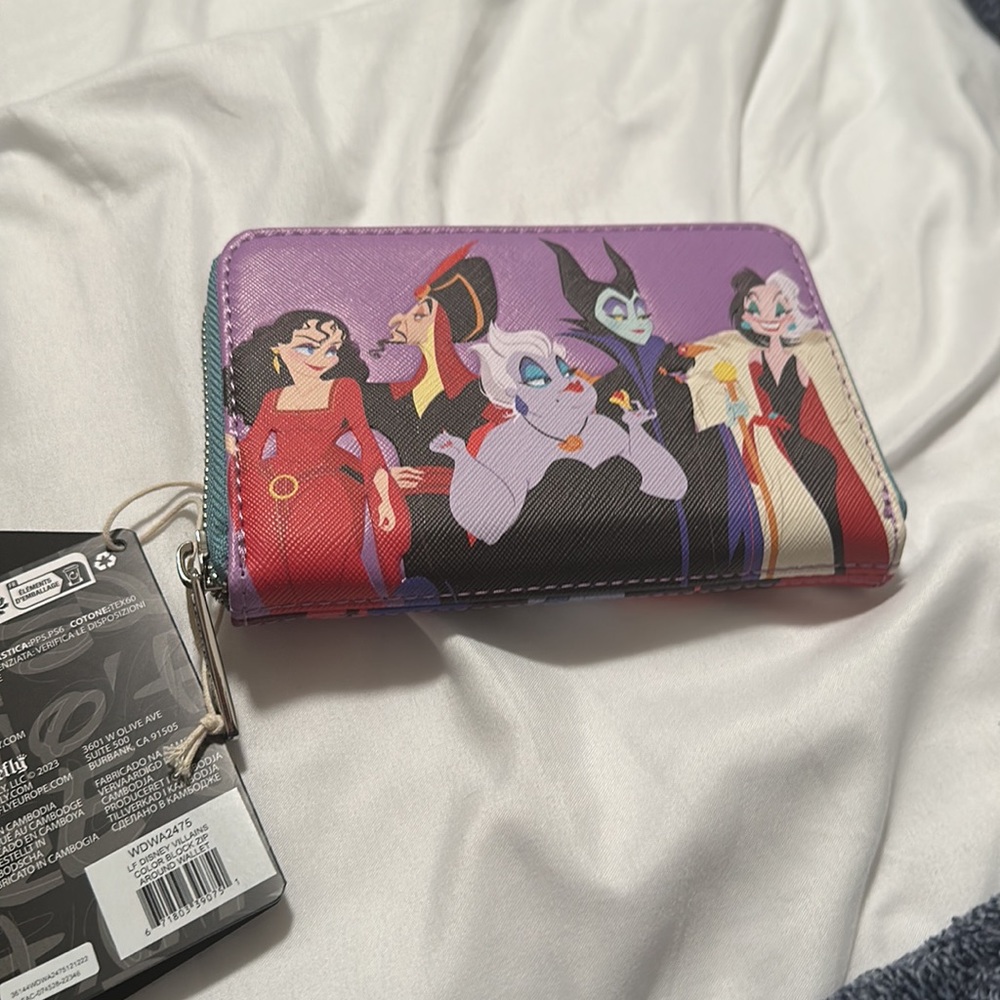 Loungefly villain wallet - Picture 7 of 8